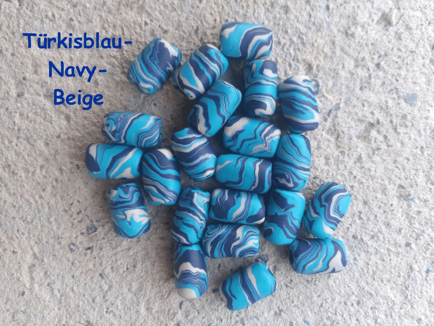 EM Halsband Türkisblau-Navy-Beige