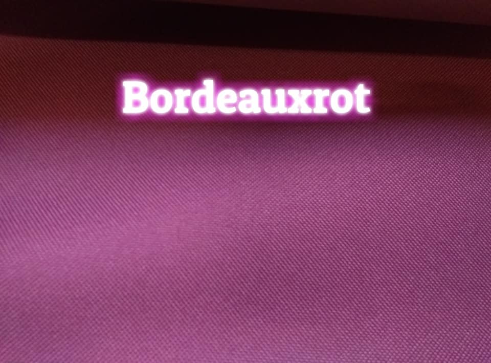 Stoff Bordeauxrot