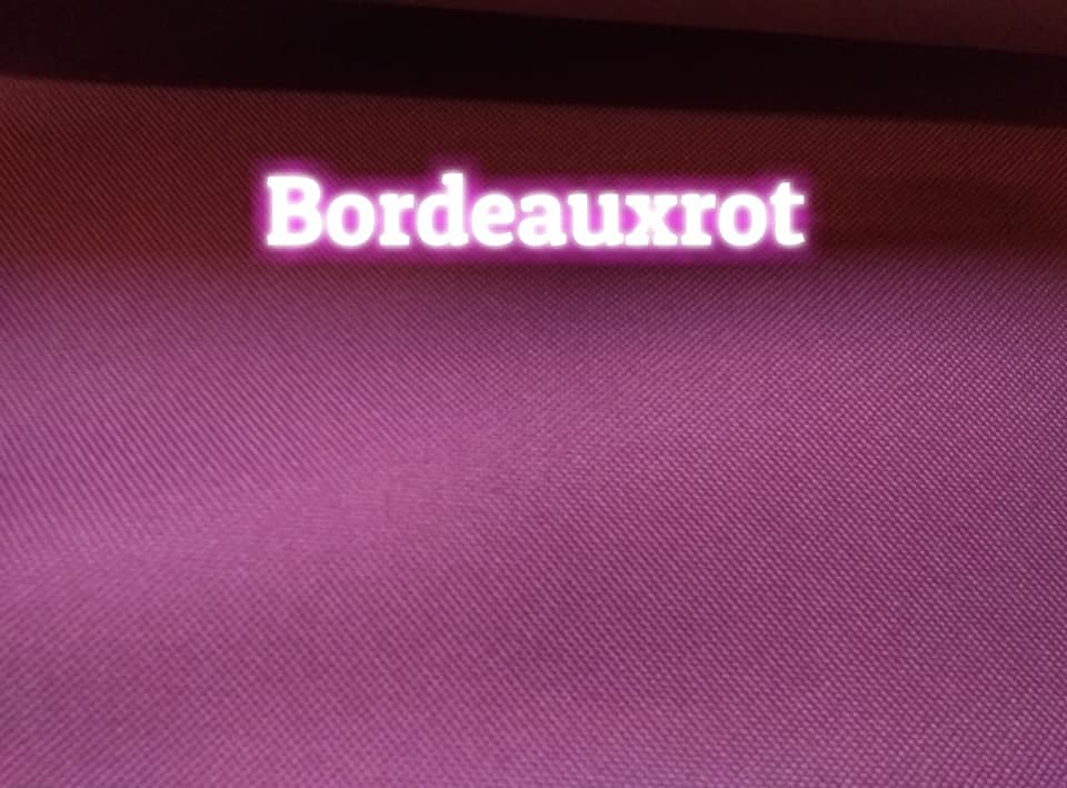 Stoff Bordeauxrot