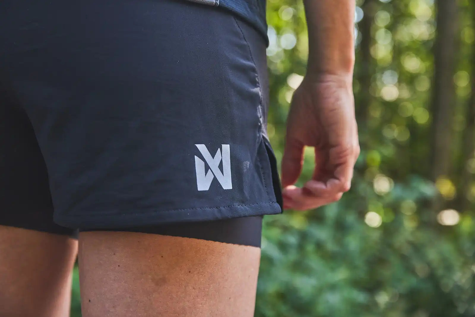 canix_twin_shorts_women_feature_5